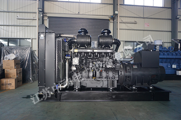 12GTAA27-G32上柴動力500KW柴油發電機組