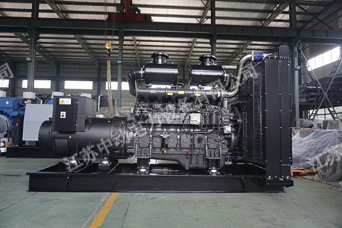 6WTAA35-G32上柴動力800KW柴油發電機組